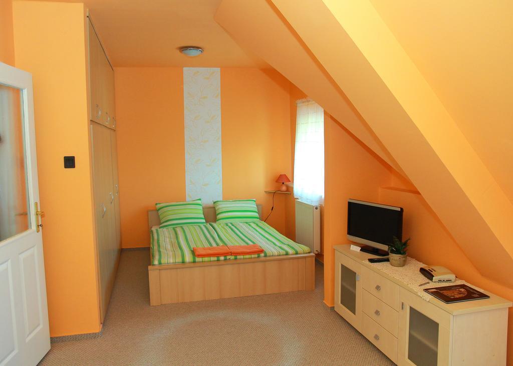 Bors Apartman סגד חדר תמונה